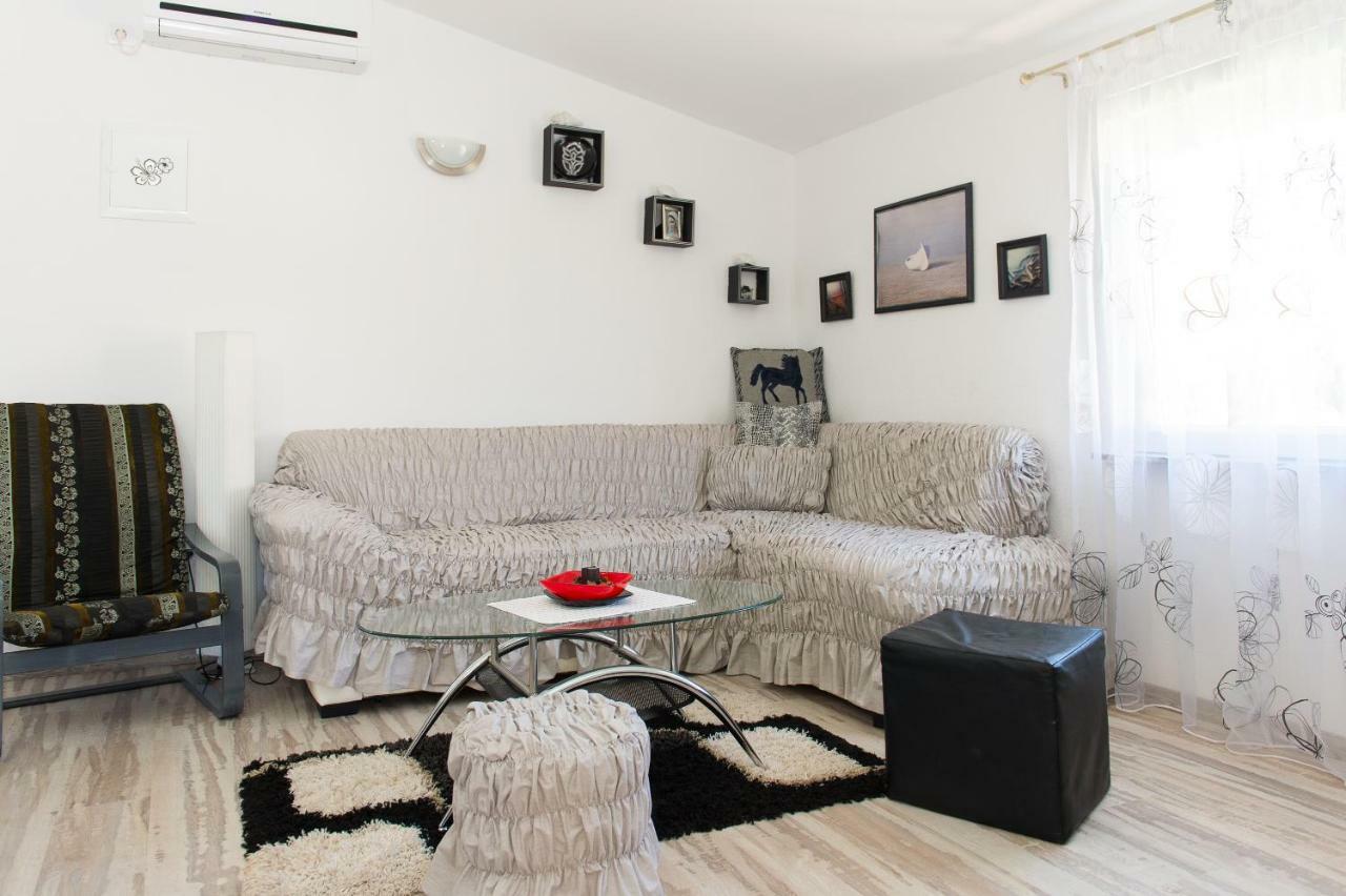 Apartment Ella Rogoznica  Εξωτερικό φωτογραφία